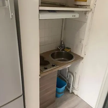 Studio Dans Le Parc Proche Gare Apartment Maisons-Laffitte